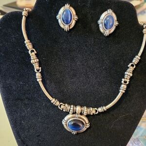 Choker necklace, with matching pierced, earrings, silver tone